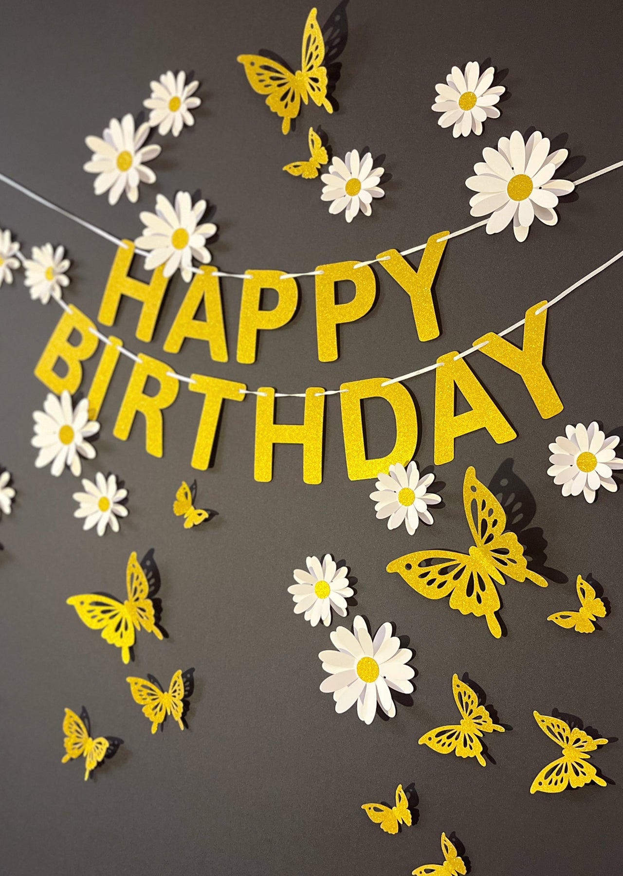 White Daisy Flower, Butterflies and Happy Birthday Paper Party Decor