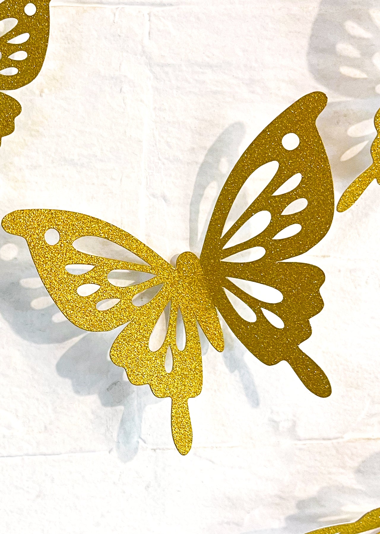 [Imagen: Sky-Goodies-Party-Decor-Golden-Butterfly...cor-03.jpg]