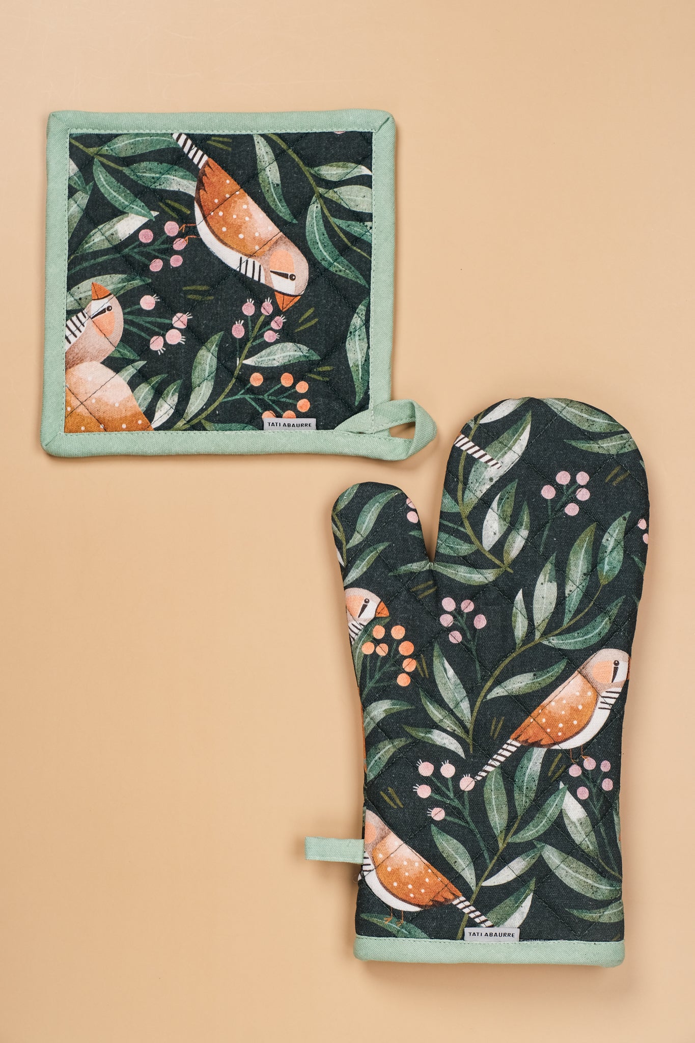 Zebra Finch Oven Mitt & Pot Holder Set